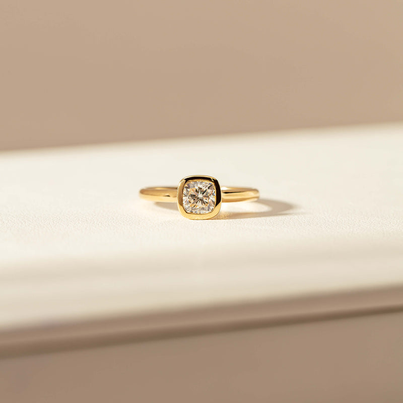 18ct Yellow Gold 1.00ct Diamond Natalia Ring