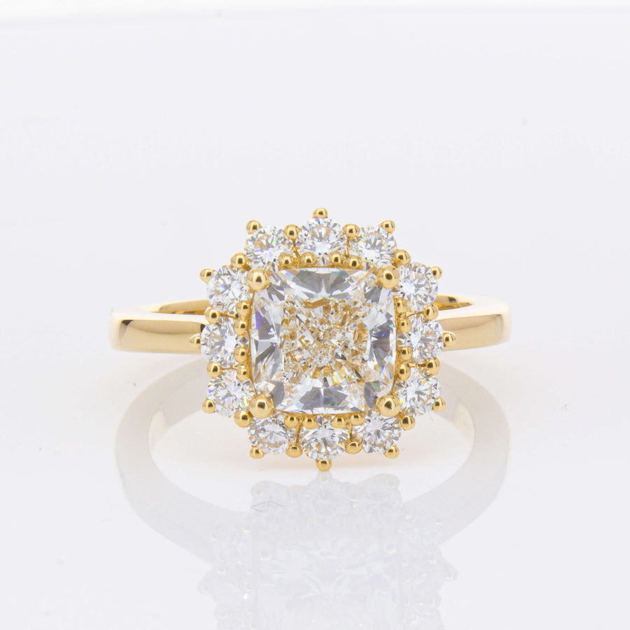 18ct Yellow Gold 2.00ct Cushion Cut Diamond Belle Ring