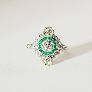 001-13384_VINTAGE_CURATED_SM3_1 - Walker & Hall