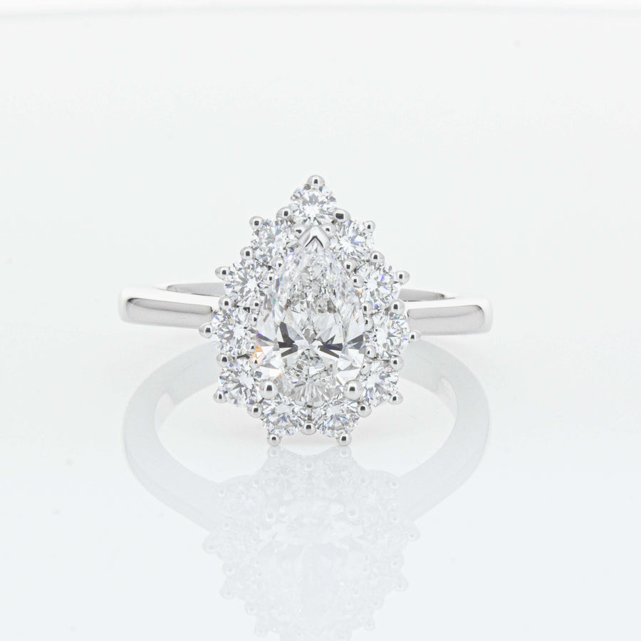 18ct White Gold 1.00ct Diamond Belle Ring