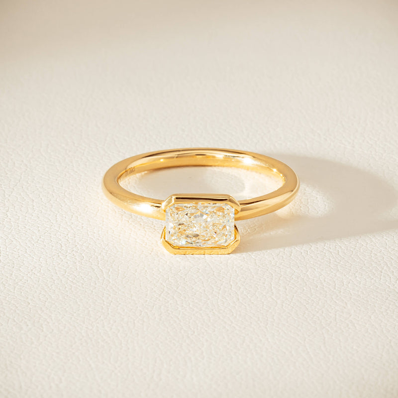 18ct Yellow Gold 1.00ct Radiant-Cut Diamond Elle Ring - Ring - Walker & Hall