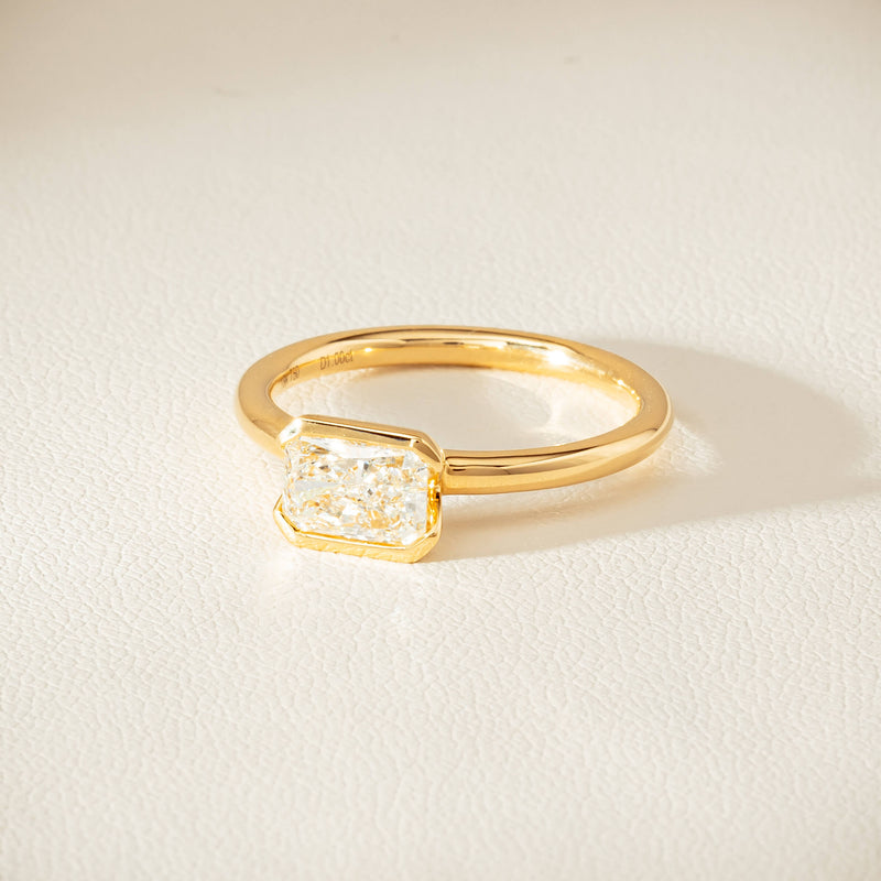 18ct Yellow Gold 1.00ct Radiant-Cut Diamond Elle Ring - Ring - Walker & Hall