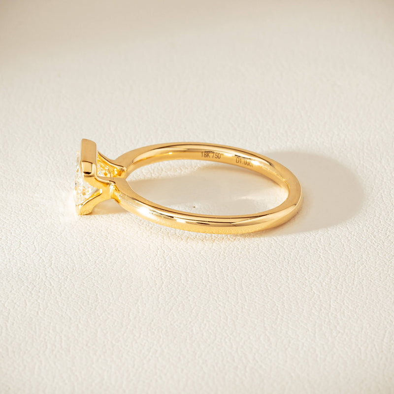 18ct Yellow Gold 1.00ct Radiant-Cut Diamond Elle Ring - Ring - Walker & Hall