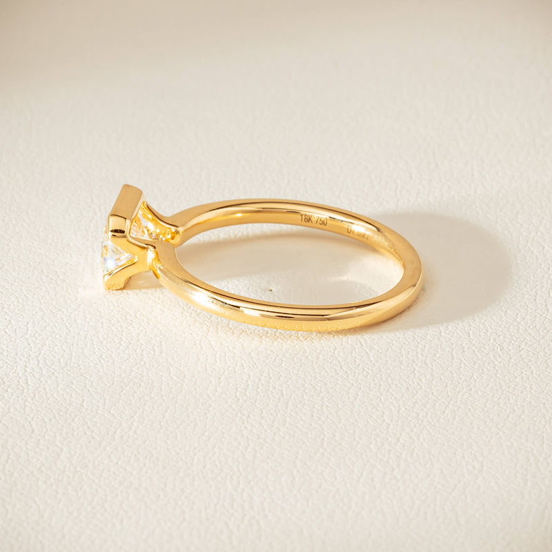 18ct Yellow Gold 1.00ct Radiant-Cut Diamond Elle Ring - Ring - Walker & Hall