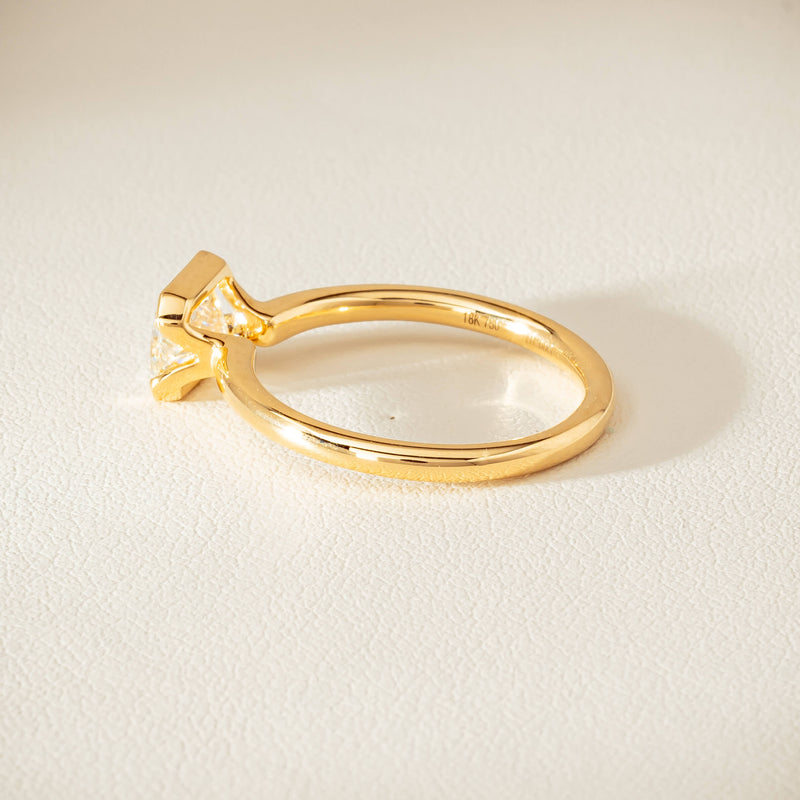 18ct Yellow Gold 1.00ct Radiant-Cut Diamond Elle Ring - Ring - Walker & Hall