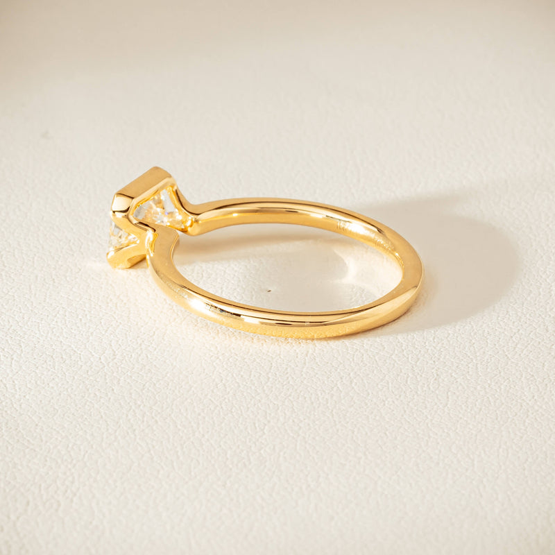 18ct Yellow Gold 1.00ct Radiant-Cut Diamond Elle Ring - Ring - Walker & Hall