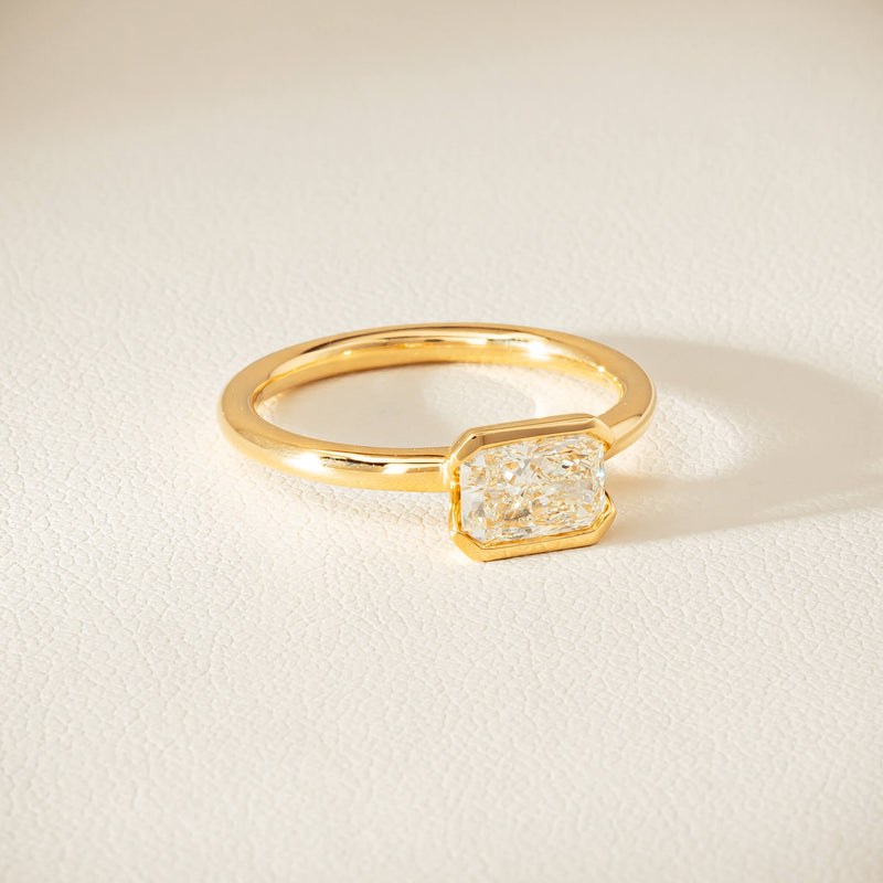 18ct Yellow Gold 1.00ct Radiant-Cut Diamond Elle Ring - Ring - Walker & Hall