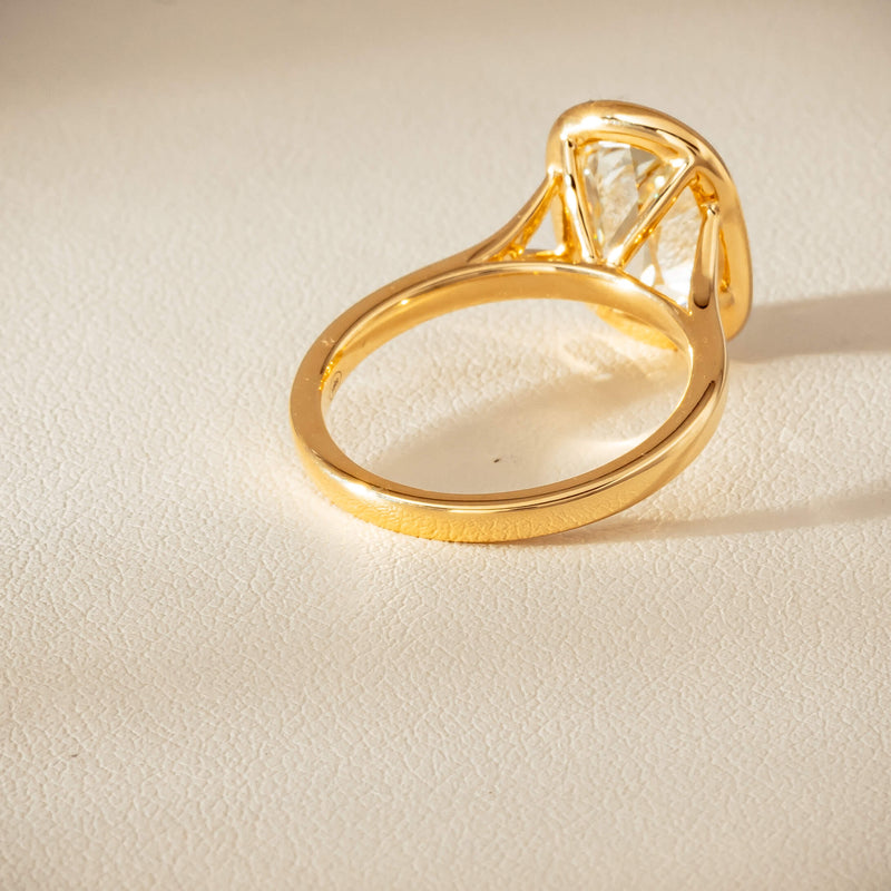 18ct Yellow Gold 3.65ct Antique-Style Cushion Diamond Ring - Ring - Walker & Hall