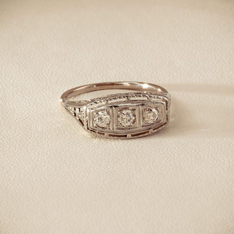 Deja Vu 18ct White Gold .35ct Old-Cut Diamond Ring