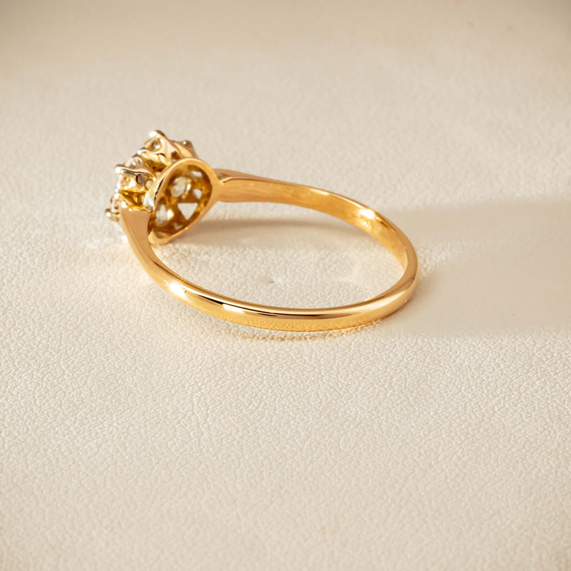 Deja Vu 18ct Yellow Gold .52ct Diamond Cluster Ring