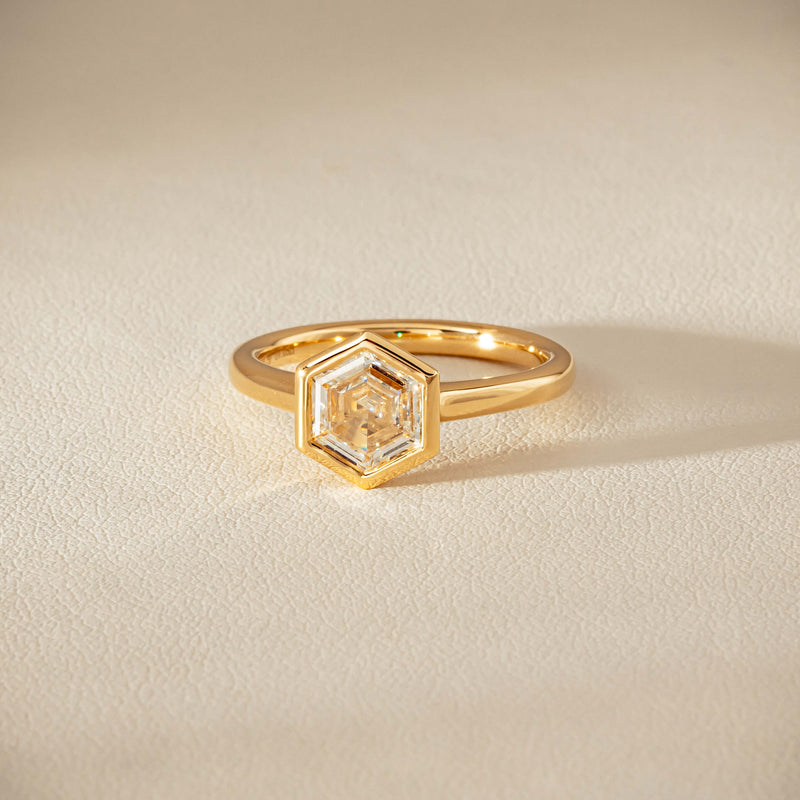 18ct Yellow Gold 1.05ct Hexagonal Diamond Natalia Ring