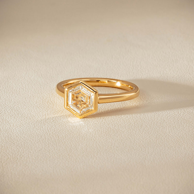 18ct Yellow Gold 1.05ct Hexagonal Diamond Natalia Ring