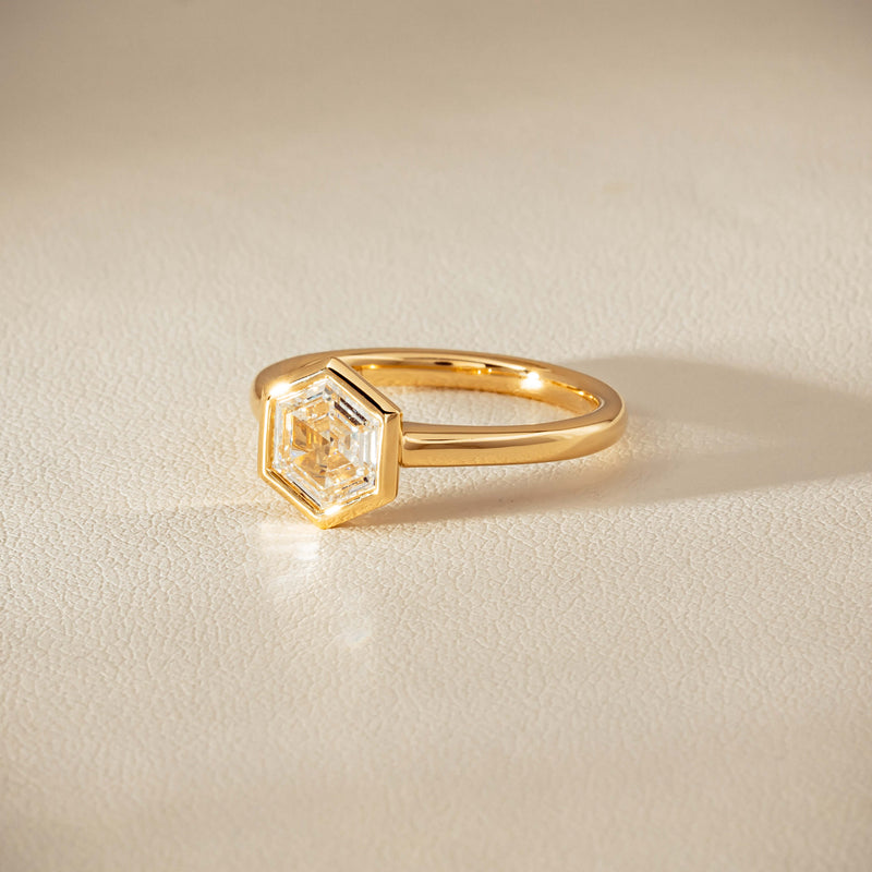18ct Yellow Gold 1.05ct Hexagonal Diamond Natalia Ring