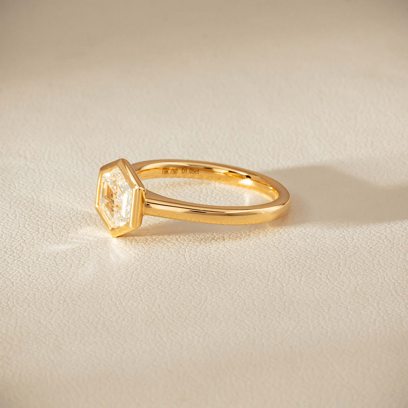 18ct Yellow Gold 1.05ct Hexagonal Diamond Natalia Ring
