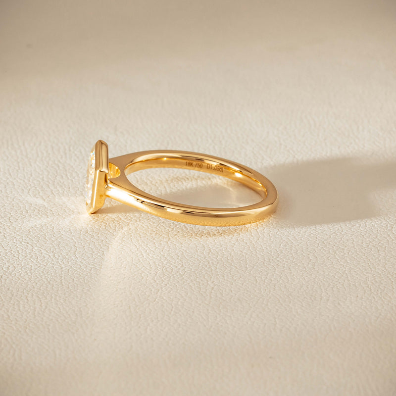 18ct Yellow Gold 1.05ct Hexagonal Diamond Natalia Ring