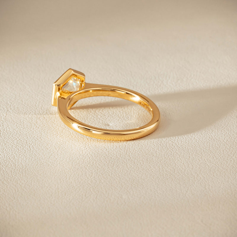 18ct Yellow Gold 1.05ct Hexagonal Diamond Natalia Ring
