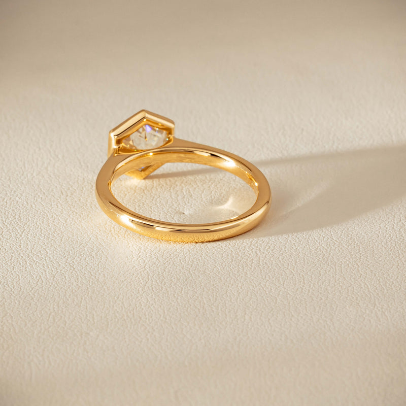 18ct Yellow Gold 1.05ct Hexagonal Diamond Natalia Ring