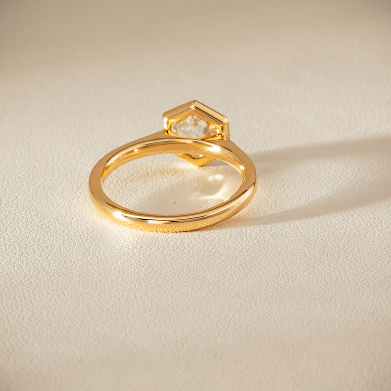 18ct Yellow Gold 1.05ct Hexagonal Diamond Natalia Ring