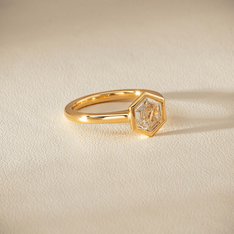 18ct Yellow Gold 1.05ct Hexagonal Diamond Natalia Ring