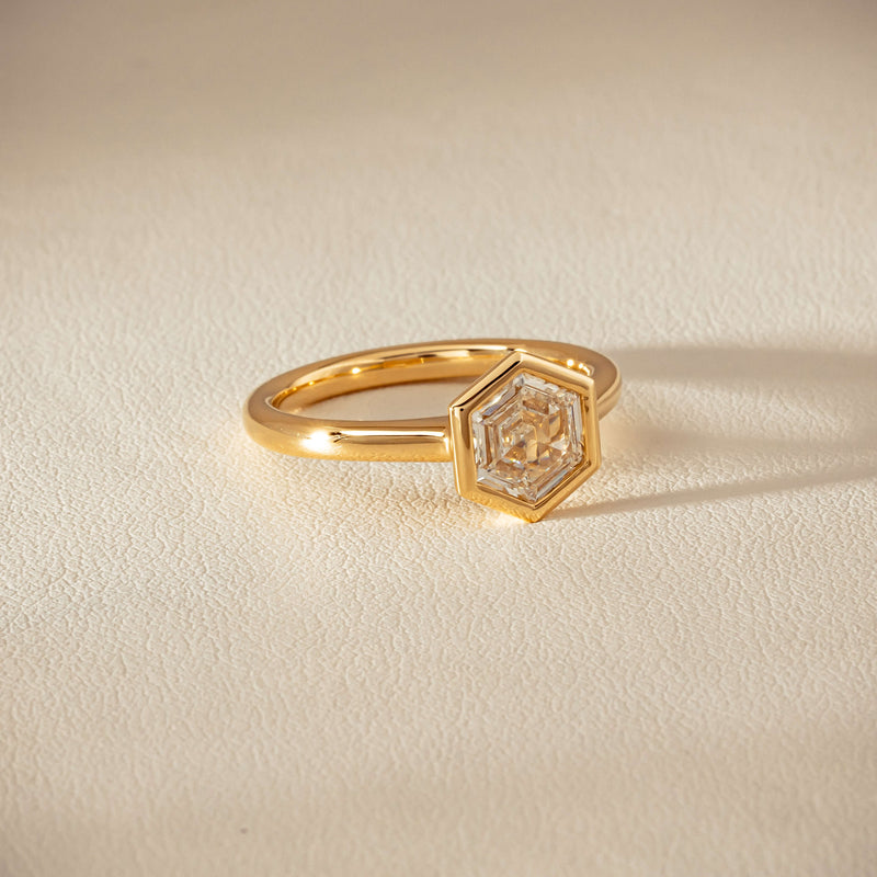 18ct Yellow Gold 1.05ct Hexagonal Diamond Natalia Ring