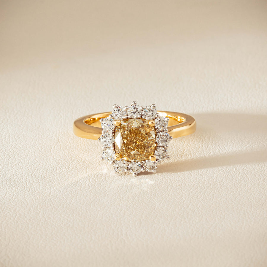 18ct Yellow Gold 2.08ct Cushion Fancy Diamond Belle Ring