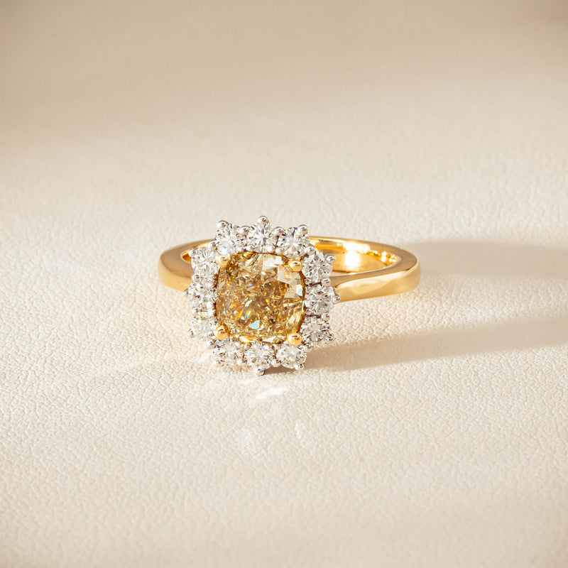 18ct Yellow Gold 2.08ct Cushion Fancy Diamond Belle Ring