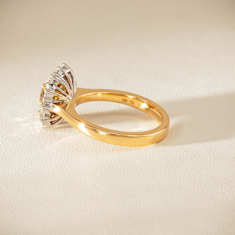 18ct Yellow Gold 2.08ct Cushion Fancy Diamond Belle Ring