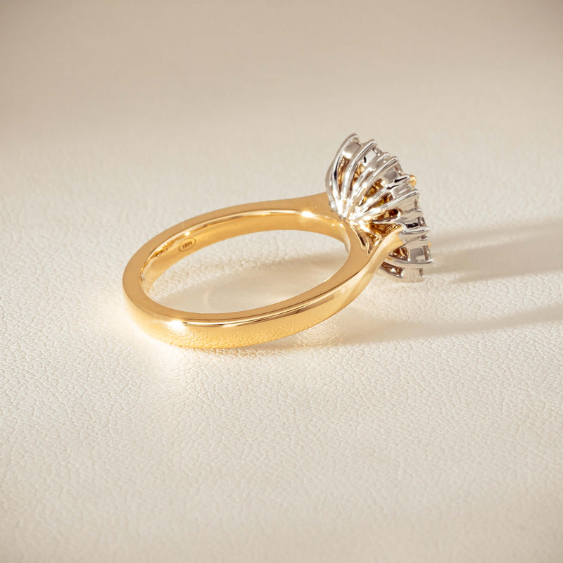 18ct Yellow Gold 2.08ct Cushion Fancy Diamond Belle Ring