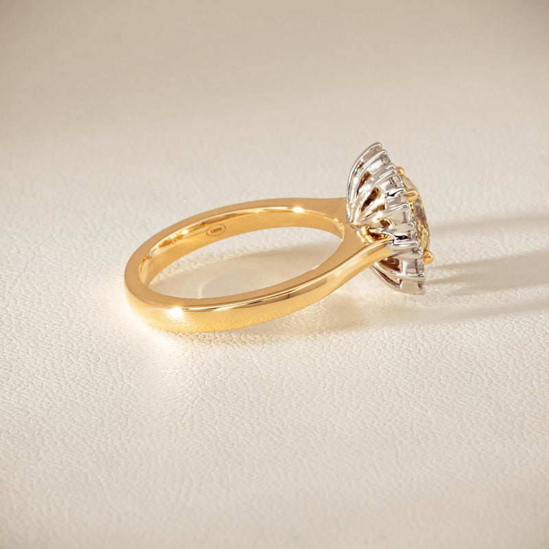 18ct Yellow Gold 2.08ct Cushion Fancy Diamond Belle Ring