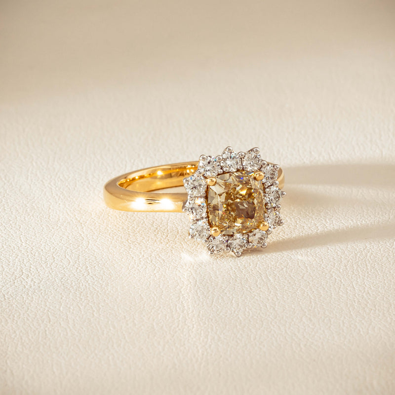 18ct Yellow Gold 2.08ct Cushion Fancy Diamond Belle Ring