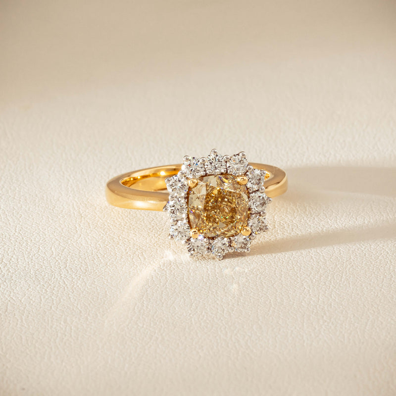 18ct Yellow Gold 2.08ct Cushion Fancy Diamond Belle Ring