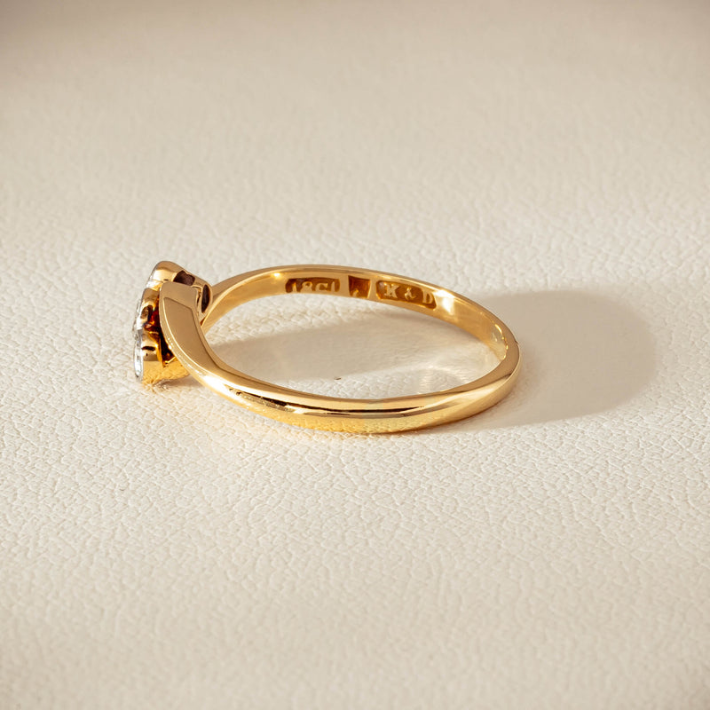 Vintage 18ct Yellow Gold .15ct Old-Cut Diamond Twist Ring