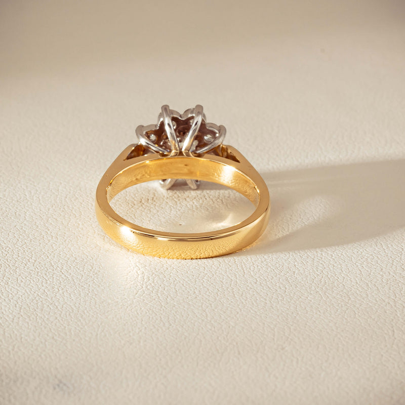 Deja Vu 18ct Yellow Gold 1.00ct Diamond Cluster Ring
