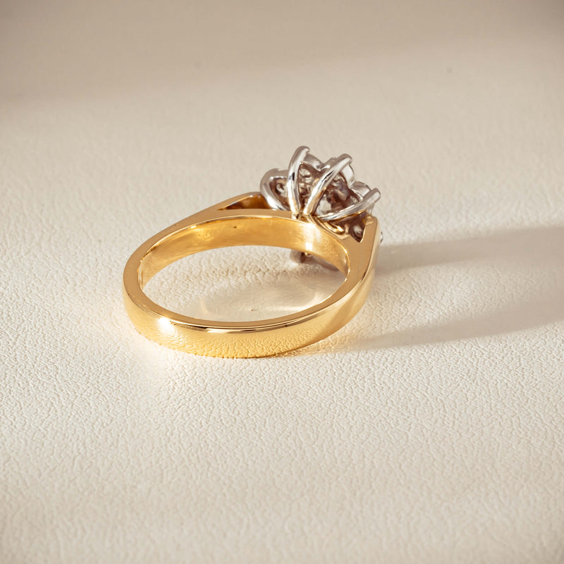 Deja Vu 18ct Yellow Gold 1.00ct Diamond Cluster Ring