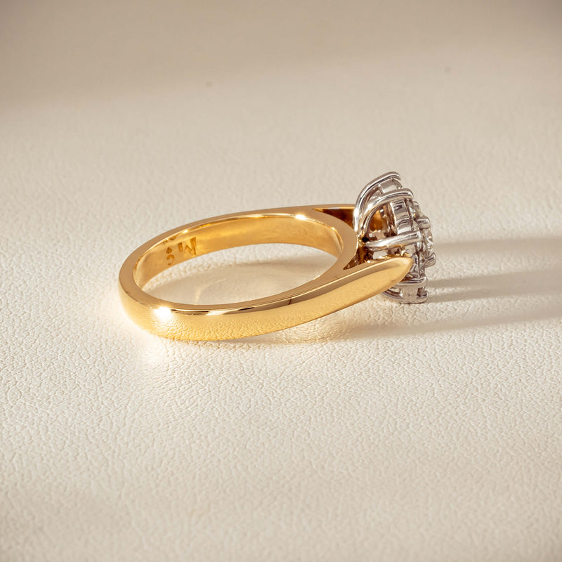 Deja Vu 18ct Yellow Gold 1.00ct Diamond Cluster Ring