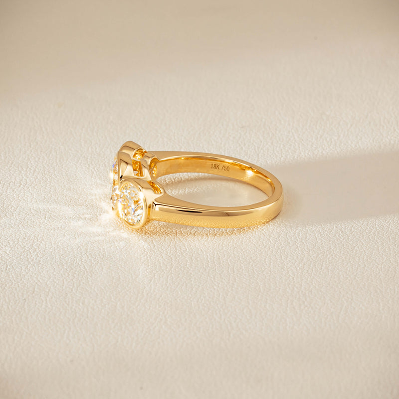 18ct Yellow Gold 2.96ct Reclaimed Diamond Natalia Ring