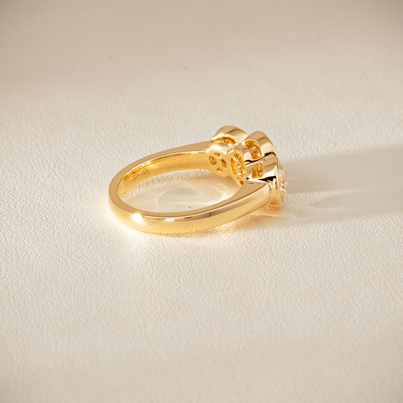 18ct Yellow Gold 2.96ct Reclaimed Diamond Natalia Ring
