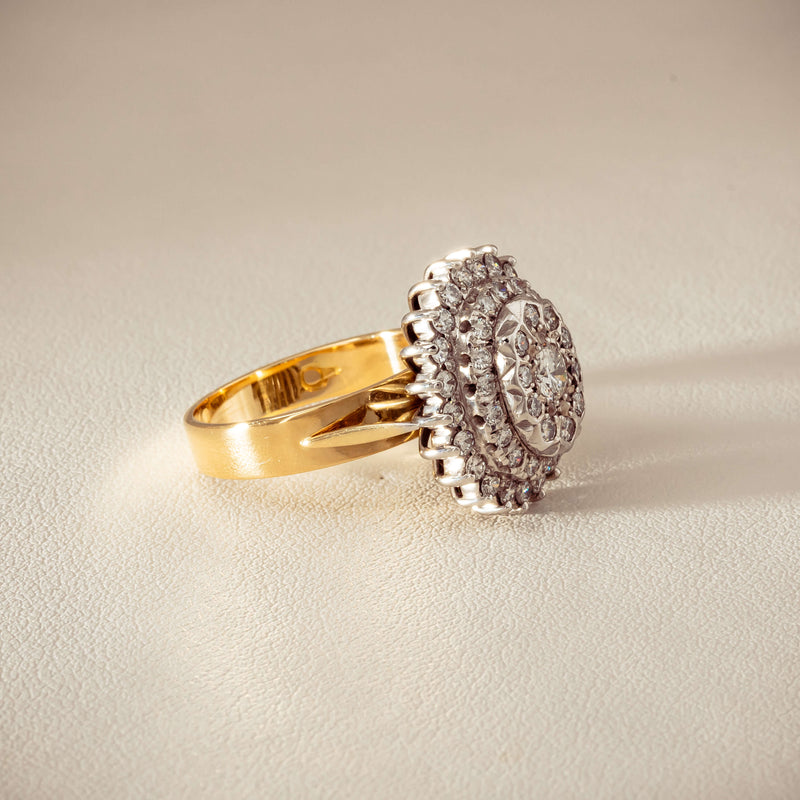Deja Vu 18ct Yellow Gold 1.20ct Diamond Cluster Ring