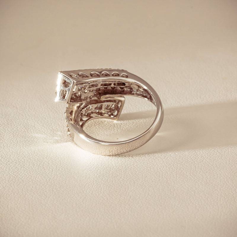 Deja Vu 18ct White Gold 1.80ct Diamond Crossover Ring
