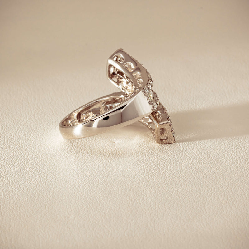 Deja Vu 18ct White Gold 1.80ct Diamond Crossover Ring