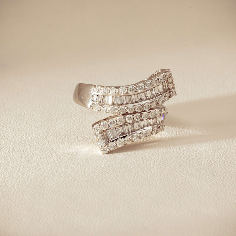 Deja Vu 18ct White Gold 1.80ct Diamond Crossover Ring