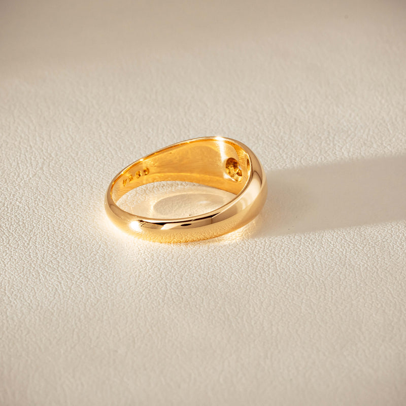 Vintage 18ct Yellow Gold .10ct Old-Cut Diamond Gypsy Ring