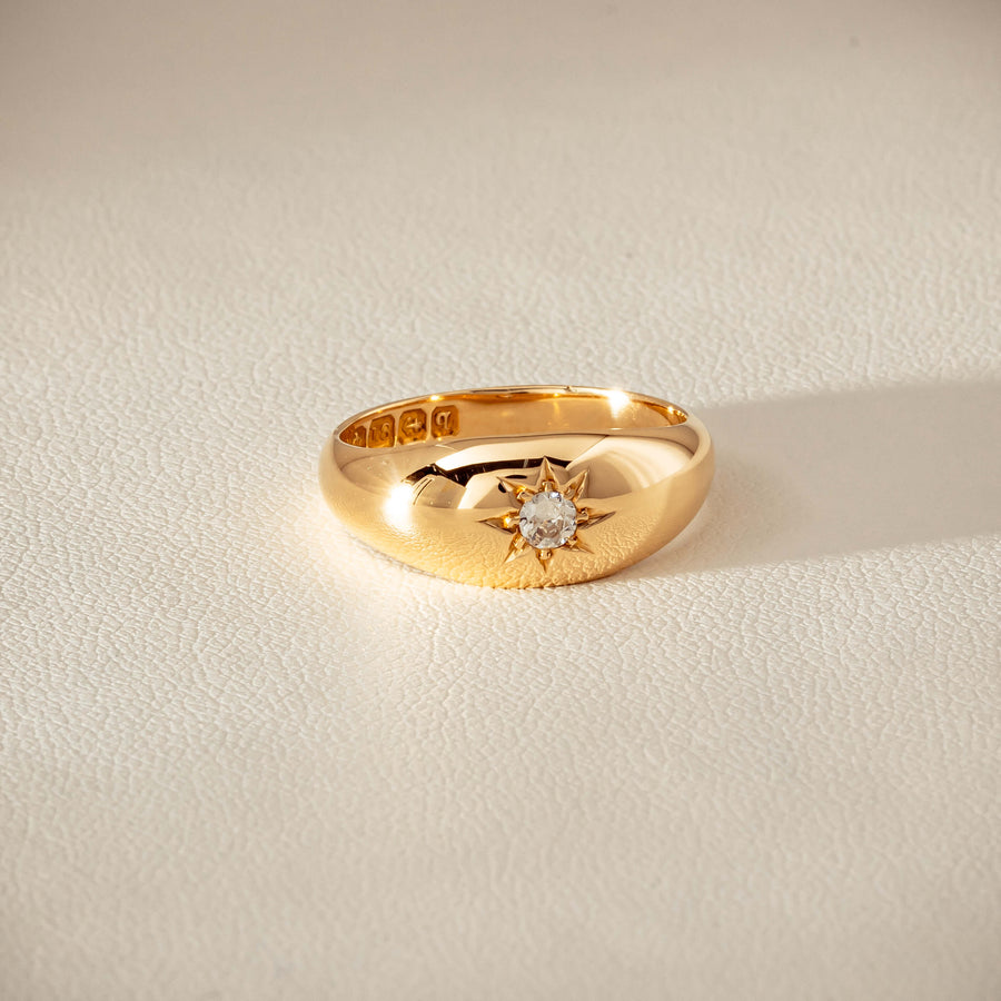 Vintage 18ct Yellow Gold .10ct Old-Cut Diamond Gypsy Ring