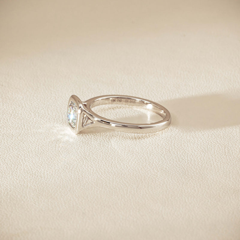 18ct White Gold 1.01ct Reclaimed Cushion Diamond Elara Ring - Ring - Walker & Hall