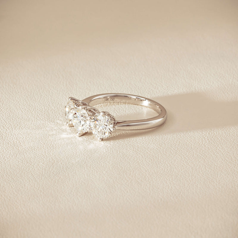 18ct White Gold 2.24ct Diamond Coronado Ring