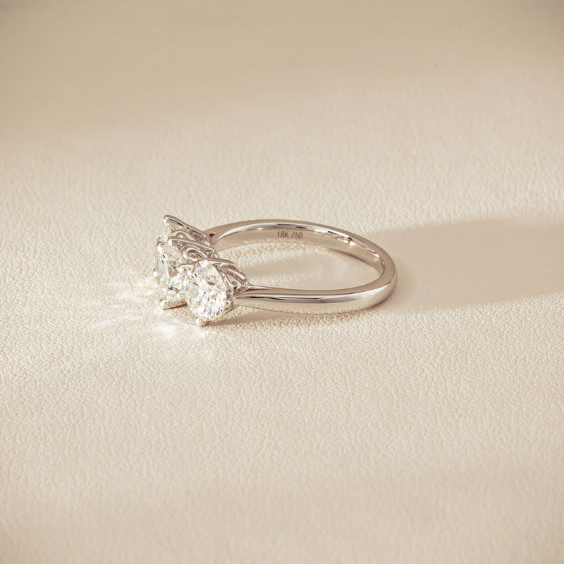 18ct White Gold 2.24ct Diamond Coronado Ring