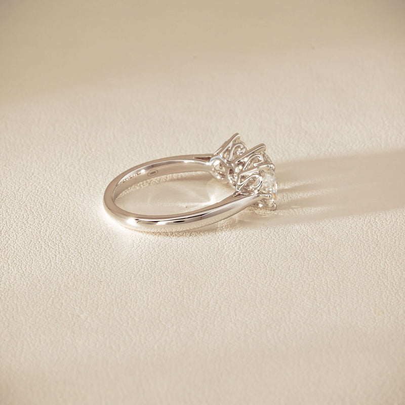 18ct White Gold 2.24ct Diamond Coronado Ring