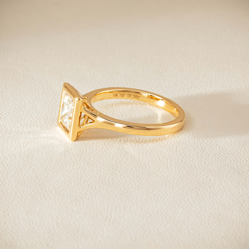 18ct Yellow Gold 1.34ct Reclaimed Radiant Diamond Elara Ring