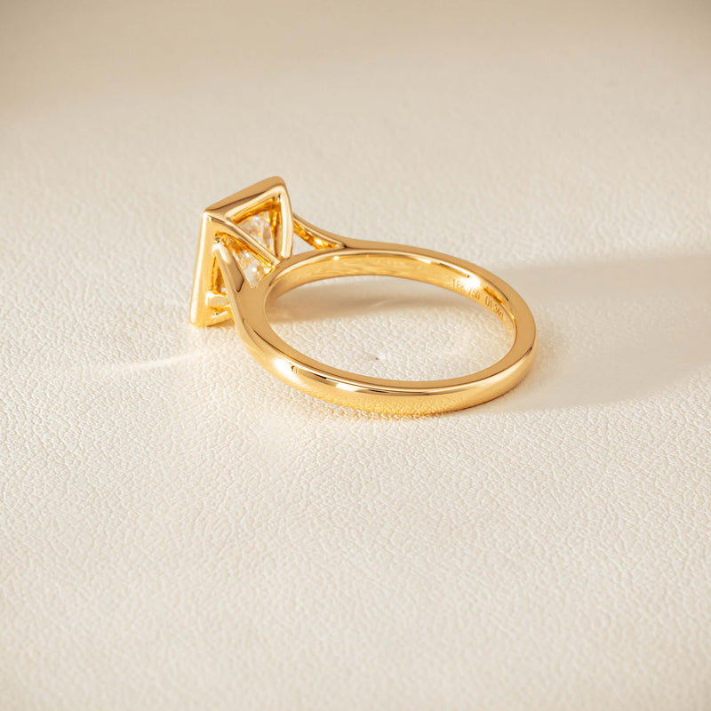 18ct Yellow Gold 1.34ct Reclaimed Radiant Diamond Elara Ring