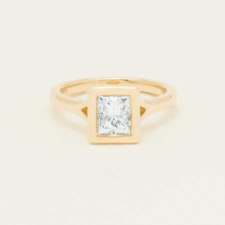 18ct Yellow Gold 1.34ct Reclaimed Radiant Diamond Elara Ring